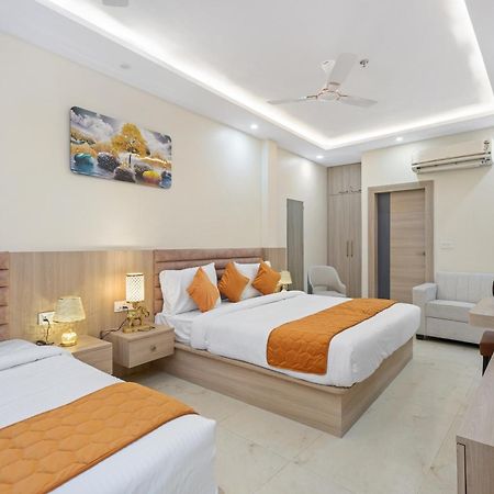 Hotel Sudarshan Ayodhya Exterior foto
